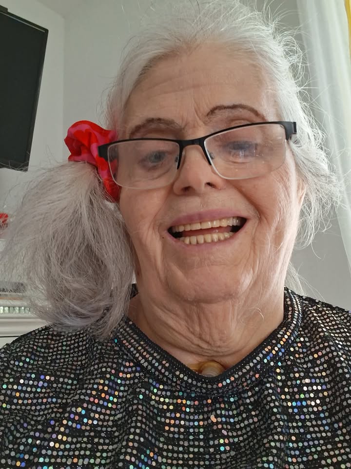 Renee — Crochet Artist